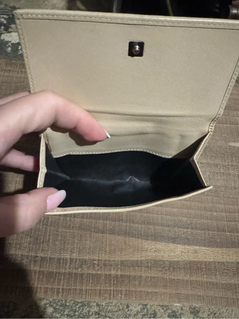 Authentic Gucci Cream Leather Bifold Wallet | Made in Italy